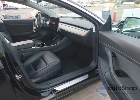 2020 Tesla Model 3 Standard Range Plus Rear-Wheel Drive/Standard Range Rear-Wheel Drive from USA, damaged, VIN 5YJ3E1EA8LF630022